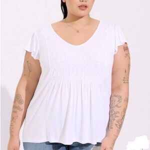 Torrid Super Soft V-neck lace pleated flowy sleeve stretch butter comfy T-shirt